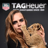 TAG Heuer Carrera 41 мм в честь модели Кары Делевинь