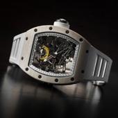 В мире белых наручных часов