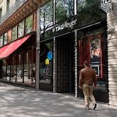 TAG Heuer представляют коллекцию винтажных часов в Париже