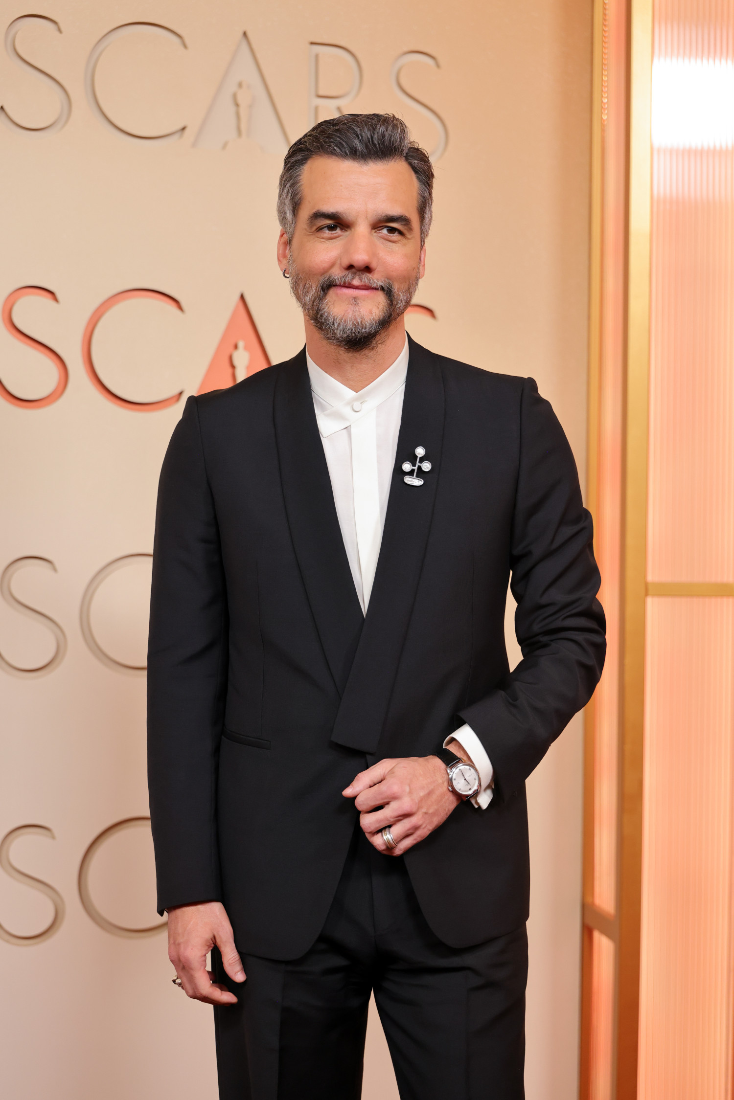 omega-the-98th-academy-awards-wagner-moura-gettyimages-2266269640_1773662164.jpg