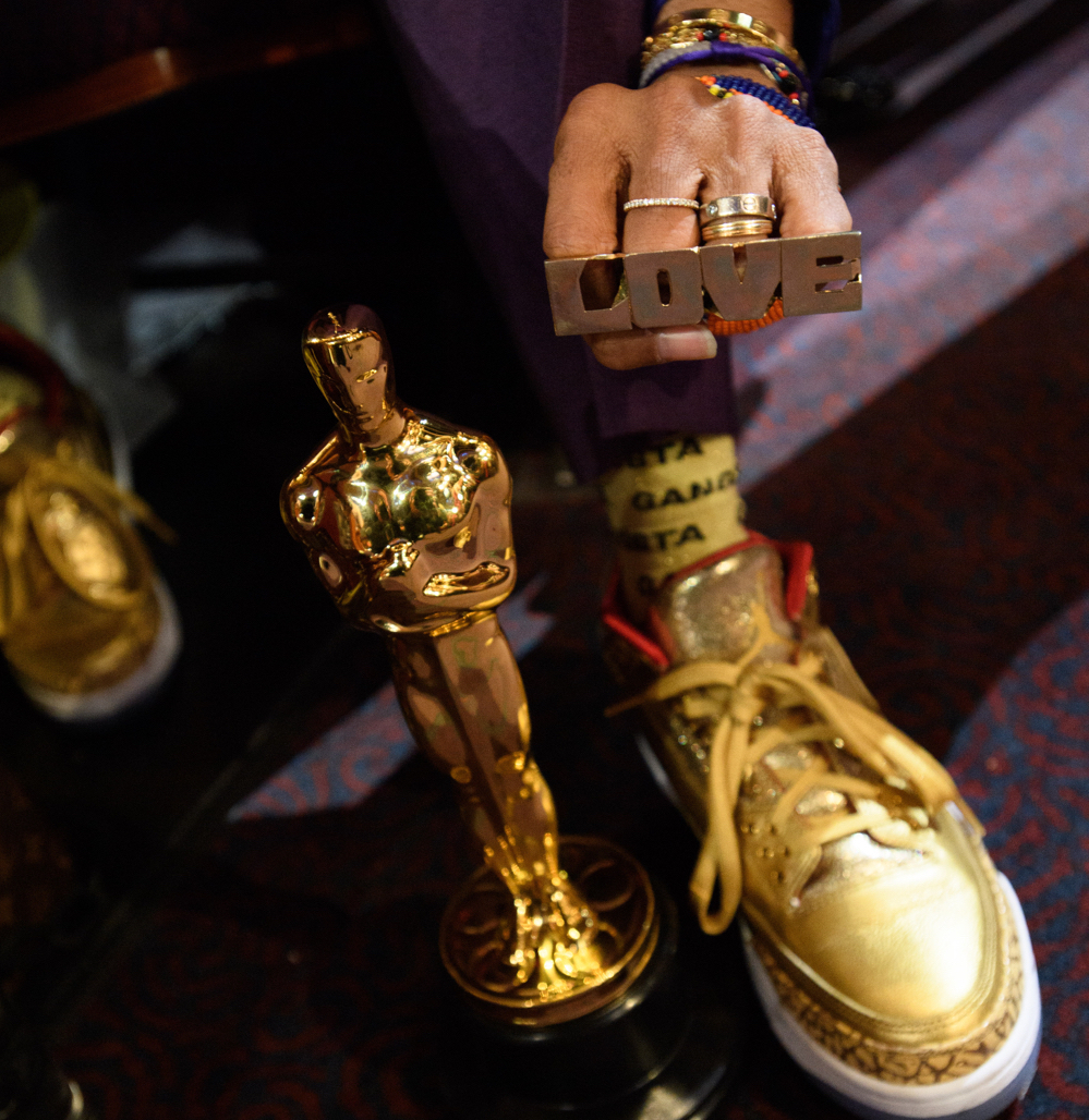 Spike-Lee-Air-Jordan-3-Oscars.jpg