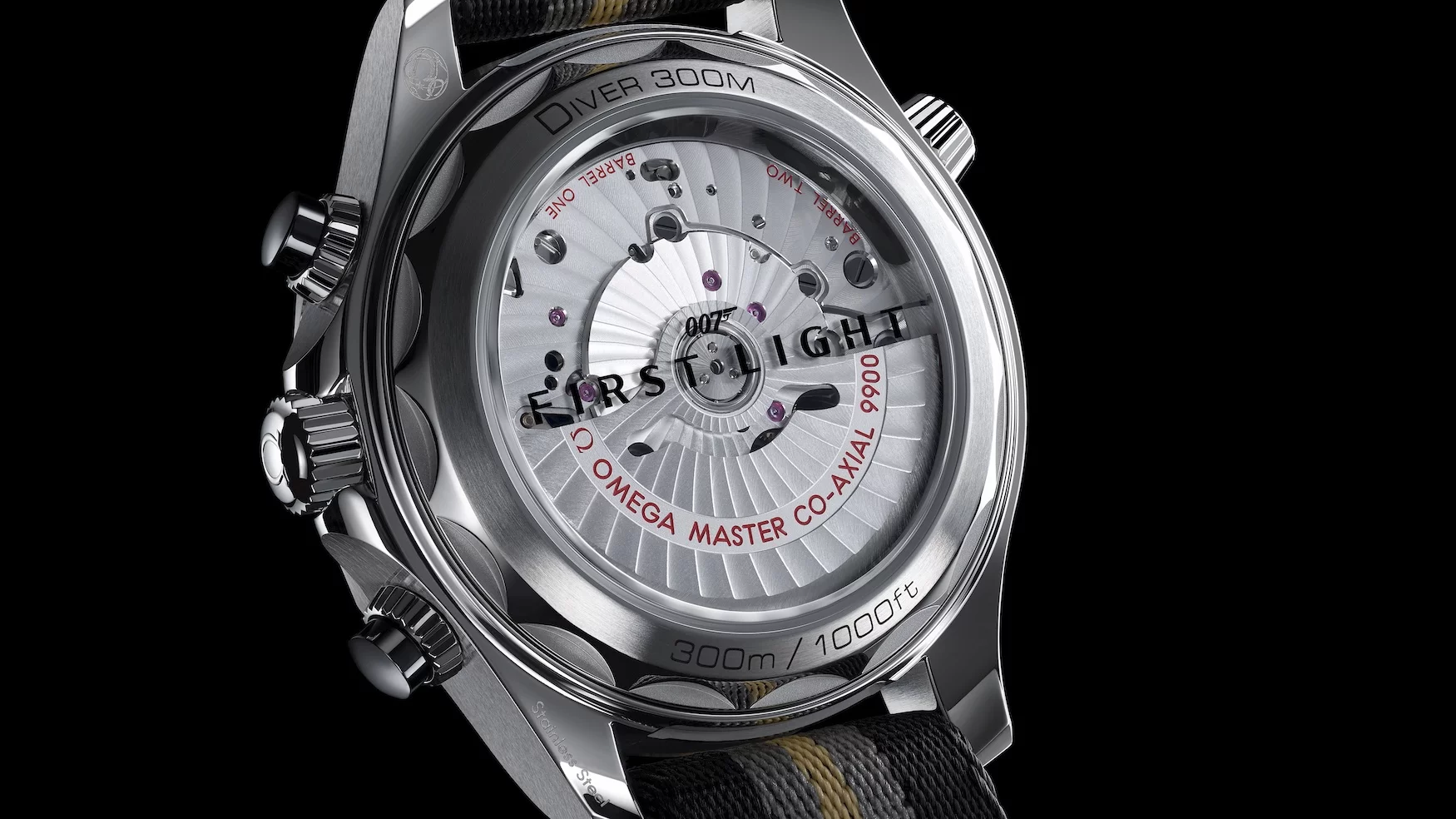 omega-seamaster-diver-300m-chronograph-007-first-light-3.jpg