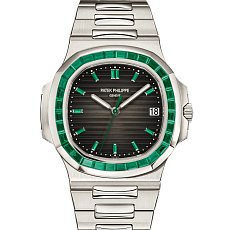 Patek Philippe Nautilus 40 mm 5711/113P-001 — main thumb