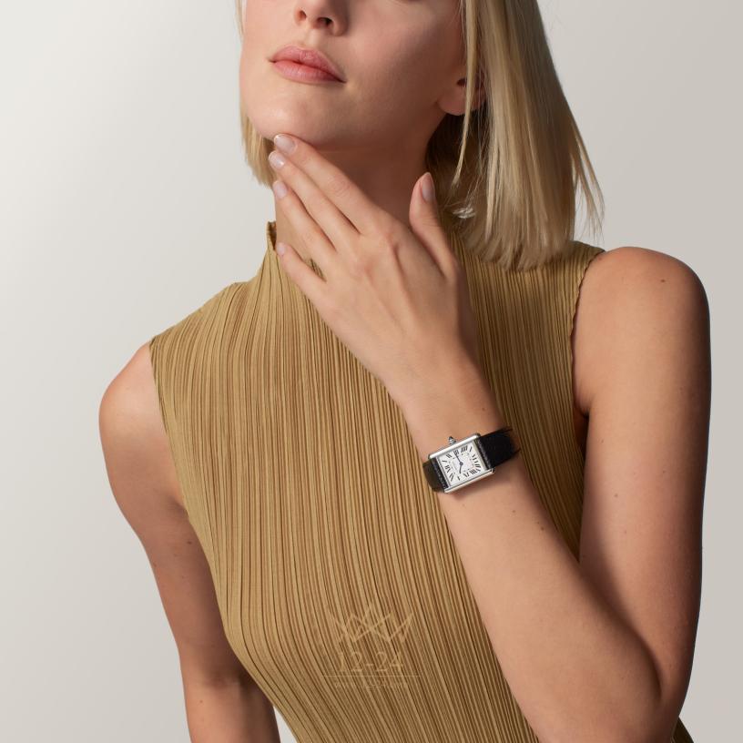 Cartier Tank 33.7 мм x 25.5 мм WSTA0138