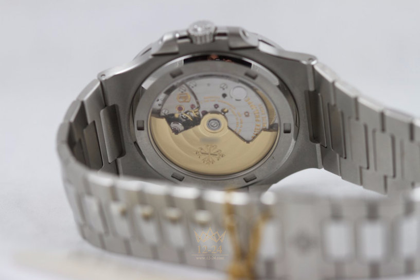 Patek Philippe Self-winding 5711/1A-011