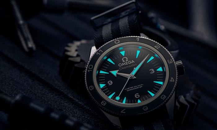 Насколько долговечна подсветка циферблатов Super-LumiNova?