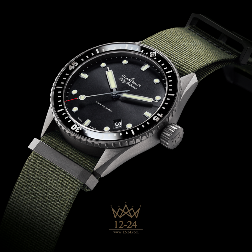 Blancpain Fifty Fathoms 5000-1230-NAKA