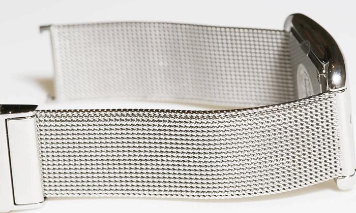 Браслет с миланским плетением: в чем его привлекательность?