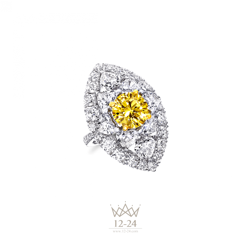 Graff Yellow and White Diamond Ring GR44877