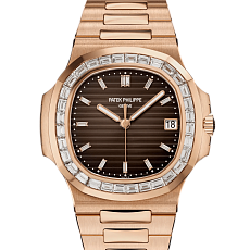 Patek Philippe Nautilus 40 mm 5723/1R-010 — main thumb