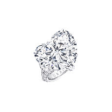Украшение Graff Heart Shape Diamond Ring GR41243 — main thumb