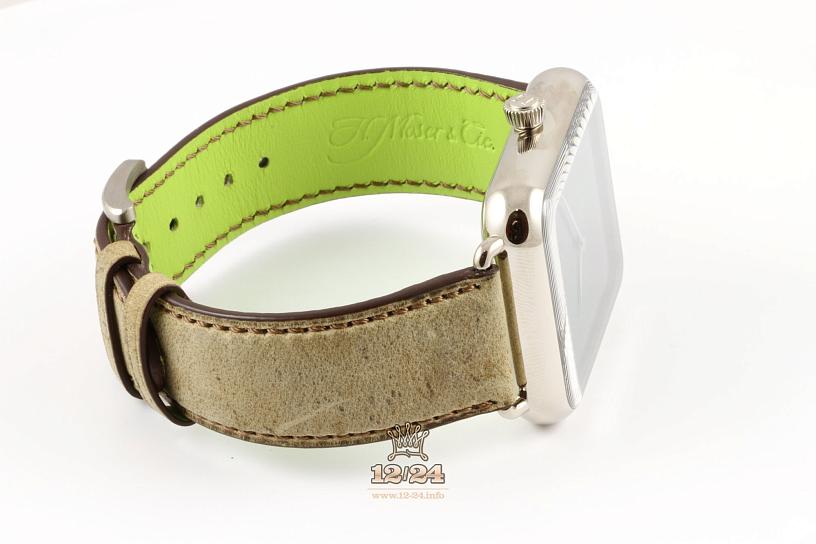 H. Moser & Cie Concept Cosmic Green 5324-0210