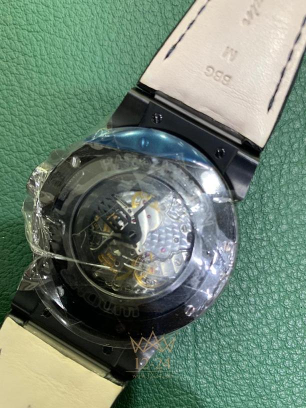 Harry Winston Ocean Triple Retrograde Chronograph OCEACT44ZZ002