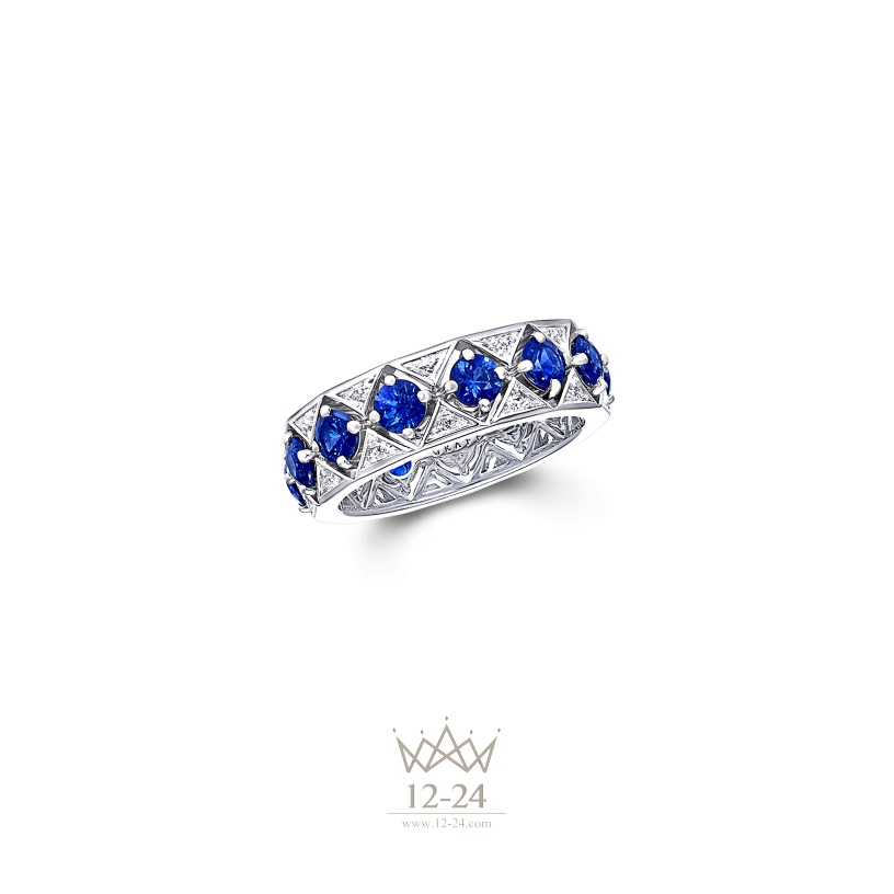 Graff Snowfall Single Row Ring Sapphire and Diamond RGR526