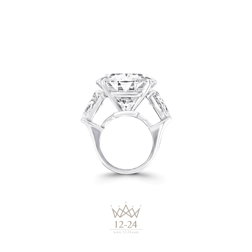 Graff Oval Shape Diamond Ring GR48339