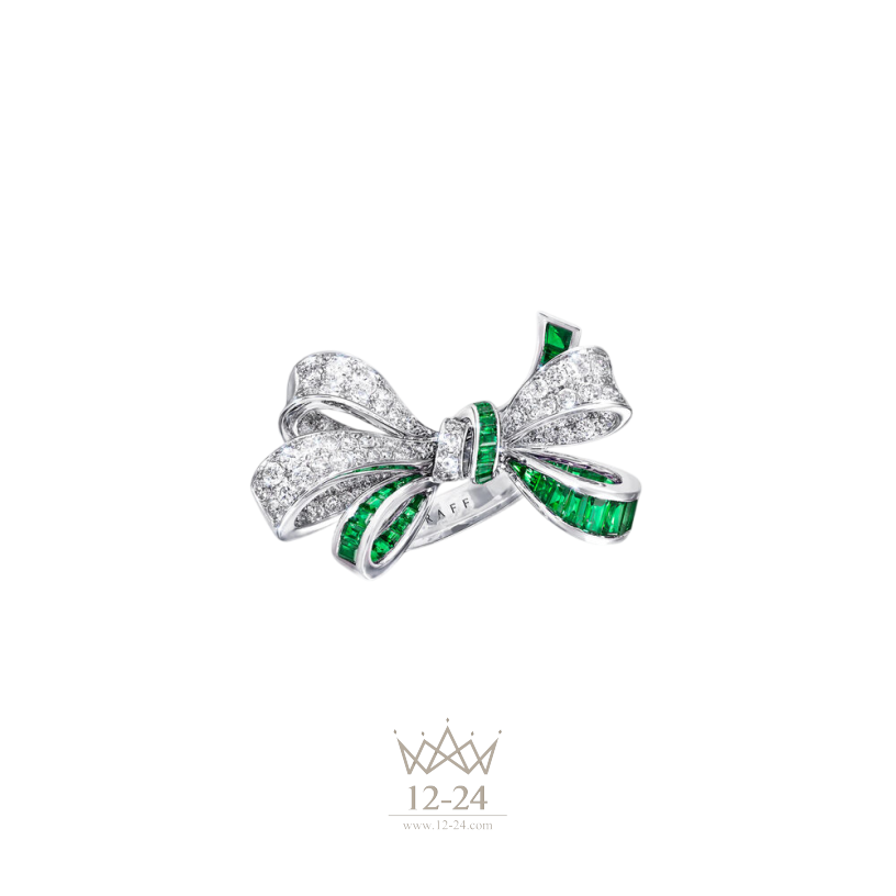 Graff Tilda's Bow Double Knot Emerald and Diamond Ring RGR597