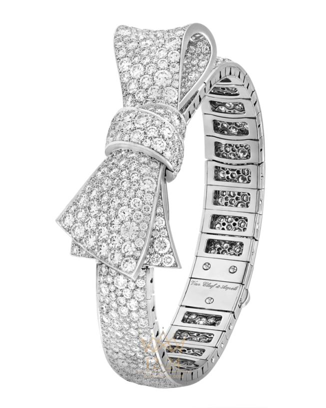 Van Cleef Ruban Secret VCARO8OV00