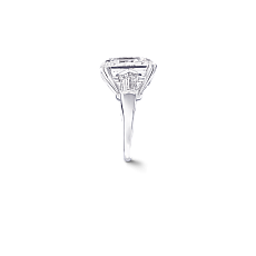 Украшение Graff Emerald Cut Diamond Ring GR44518 — дополнительная миниатюра 2