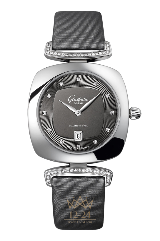 Glashutte Pavonina Date «Buckle» 1-03-01-06-12-02